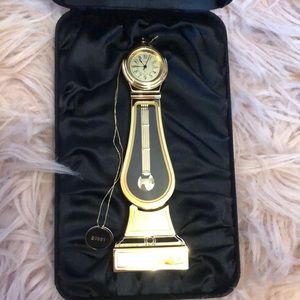 Bulova miniature clock